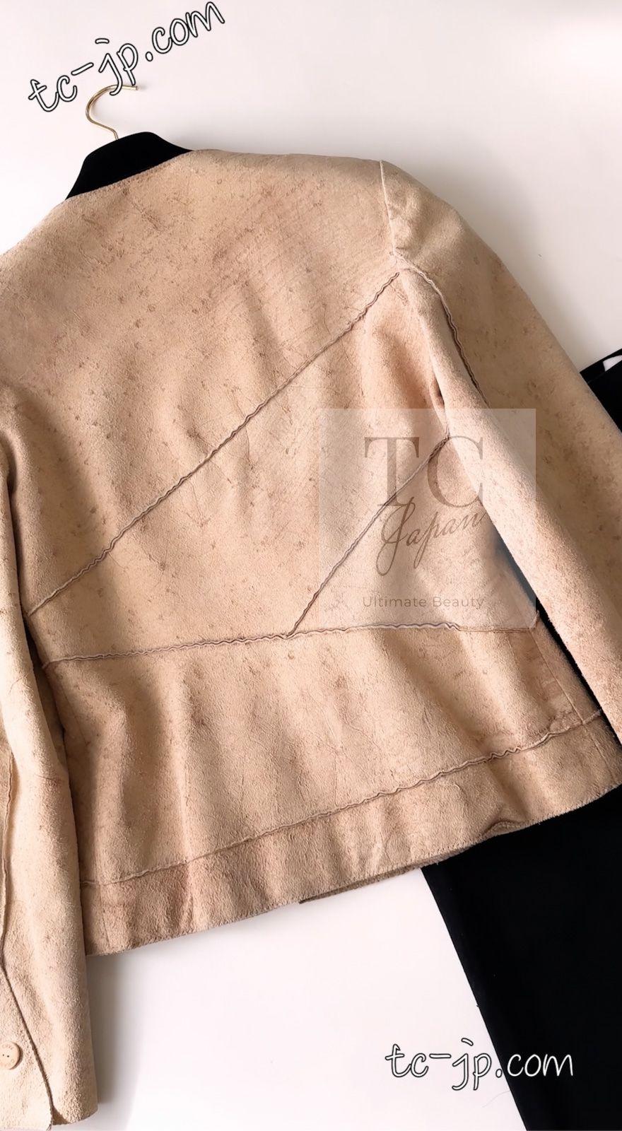 美品✨シャネル レザーノーカラージャケット カーフスキン 36サイズ ブルー CHANEL シャネル ノーカラージャケット P46029V33876 レディース