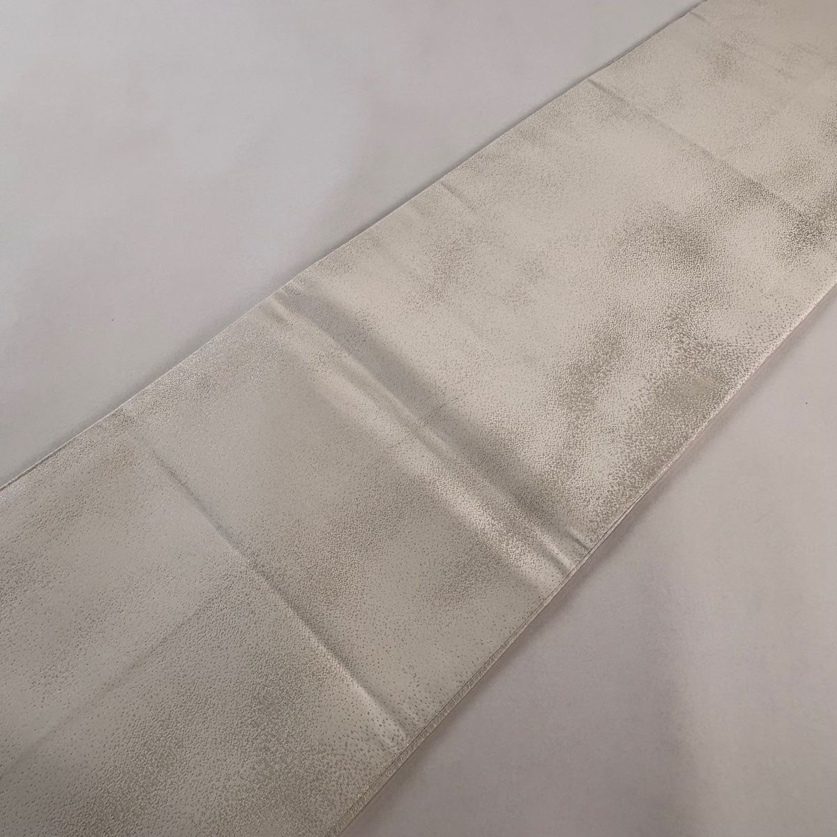袋帯 美品 名品 落款 Ikki流 草花 銀糸 ぼかし 茶色 お太鼓柄