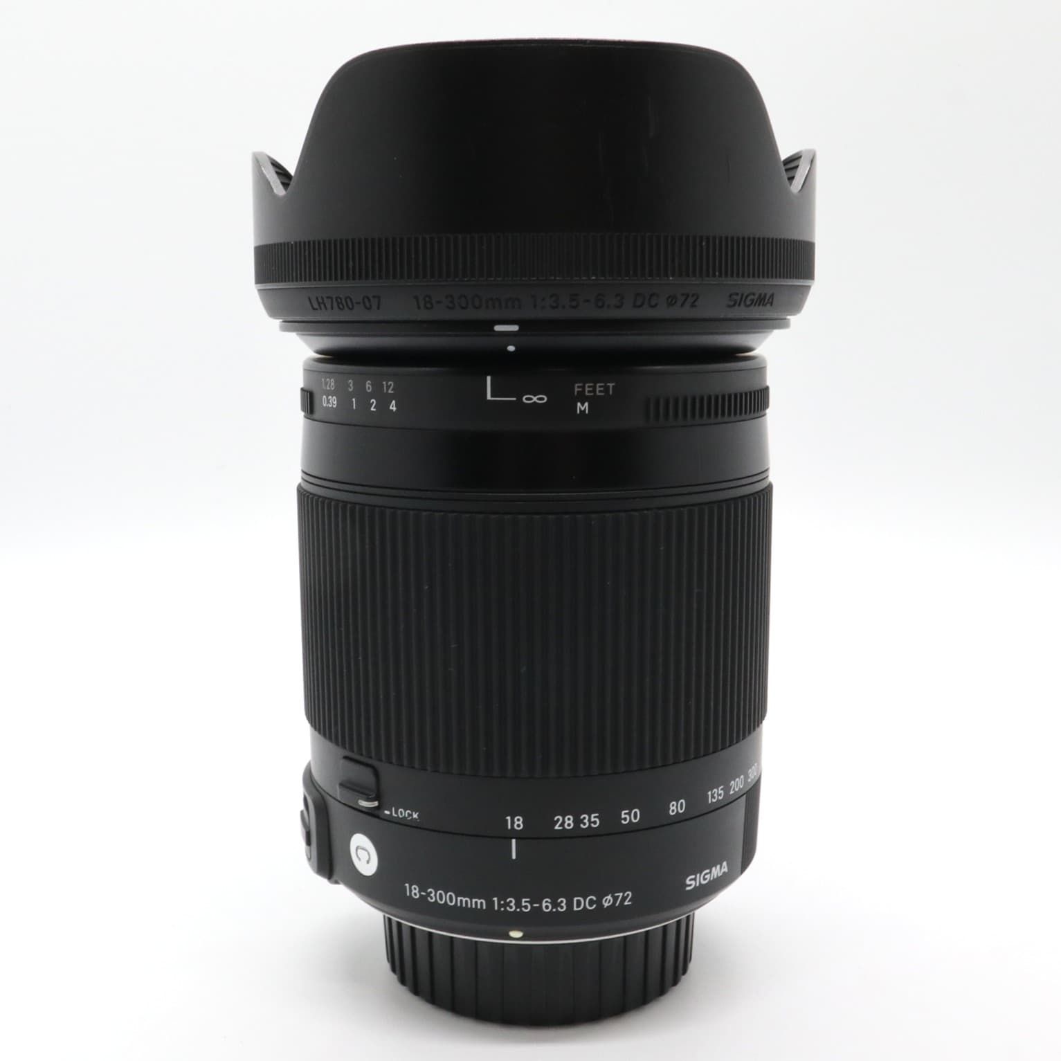 極上美品》 SIGMA 18-300mm F3.5-6.3 DC MACRO OS HSM Contemporary 