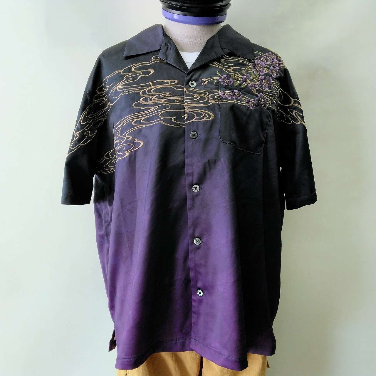 龍の刺繍シャツ