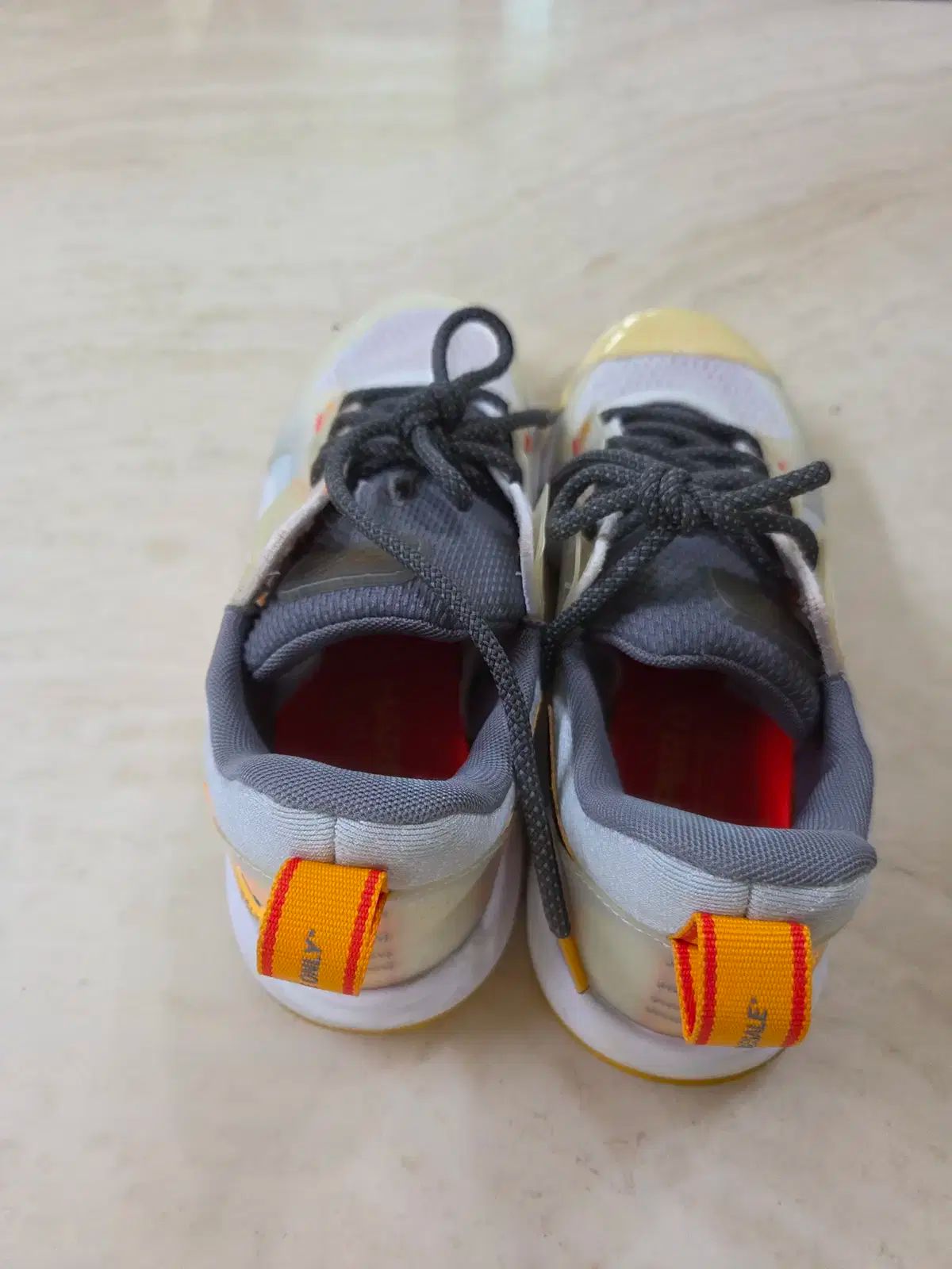 UNDER ARMOUR アンダーアーマー ハーパー 6 人工芝