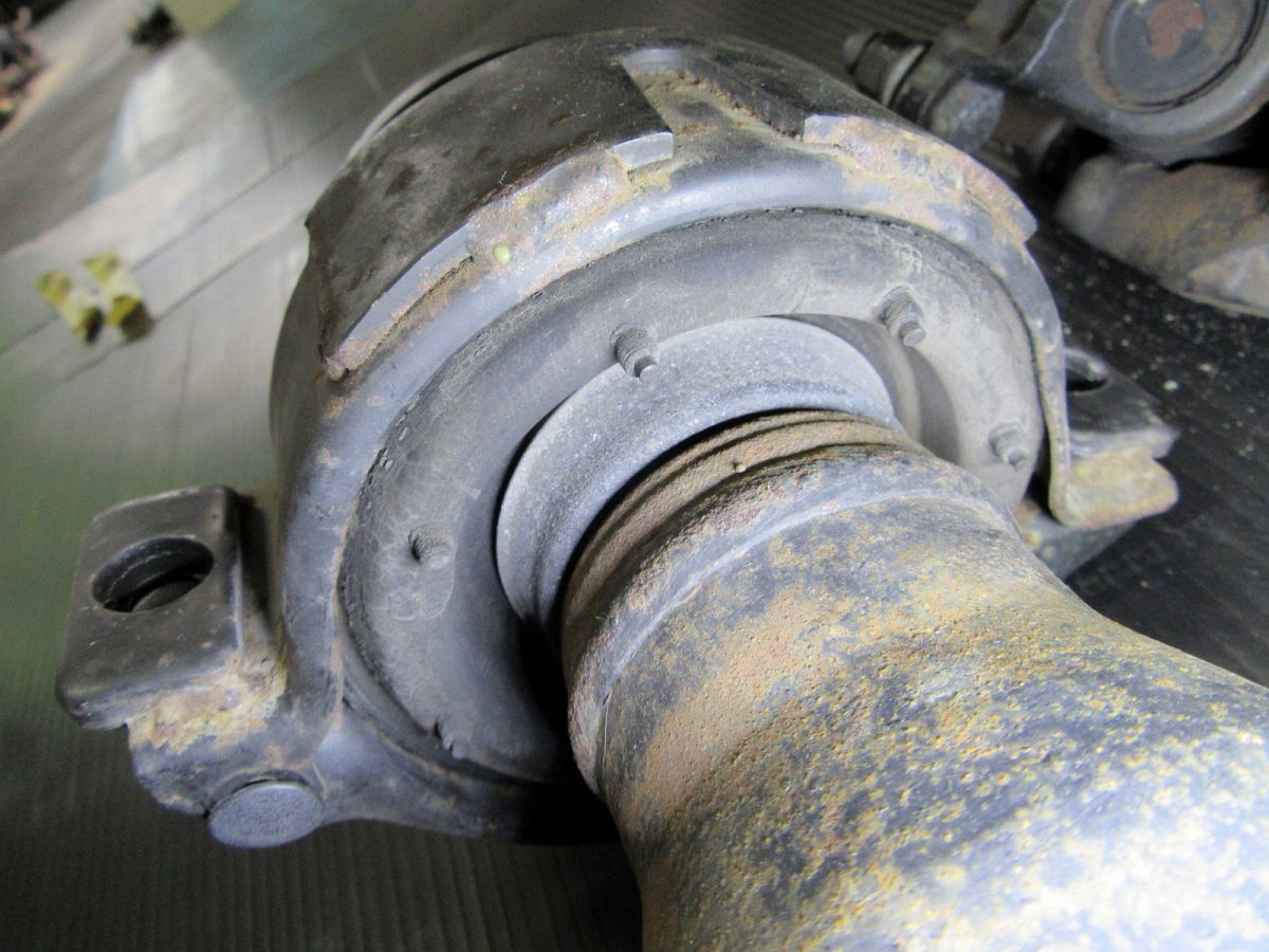 プロペラシャフト