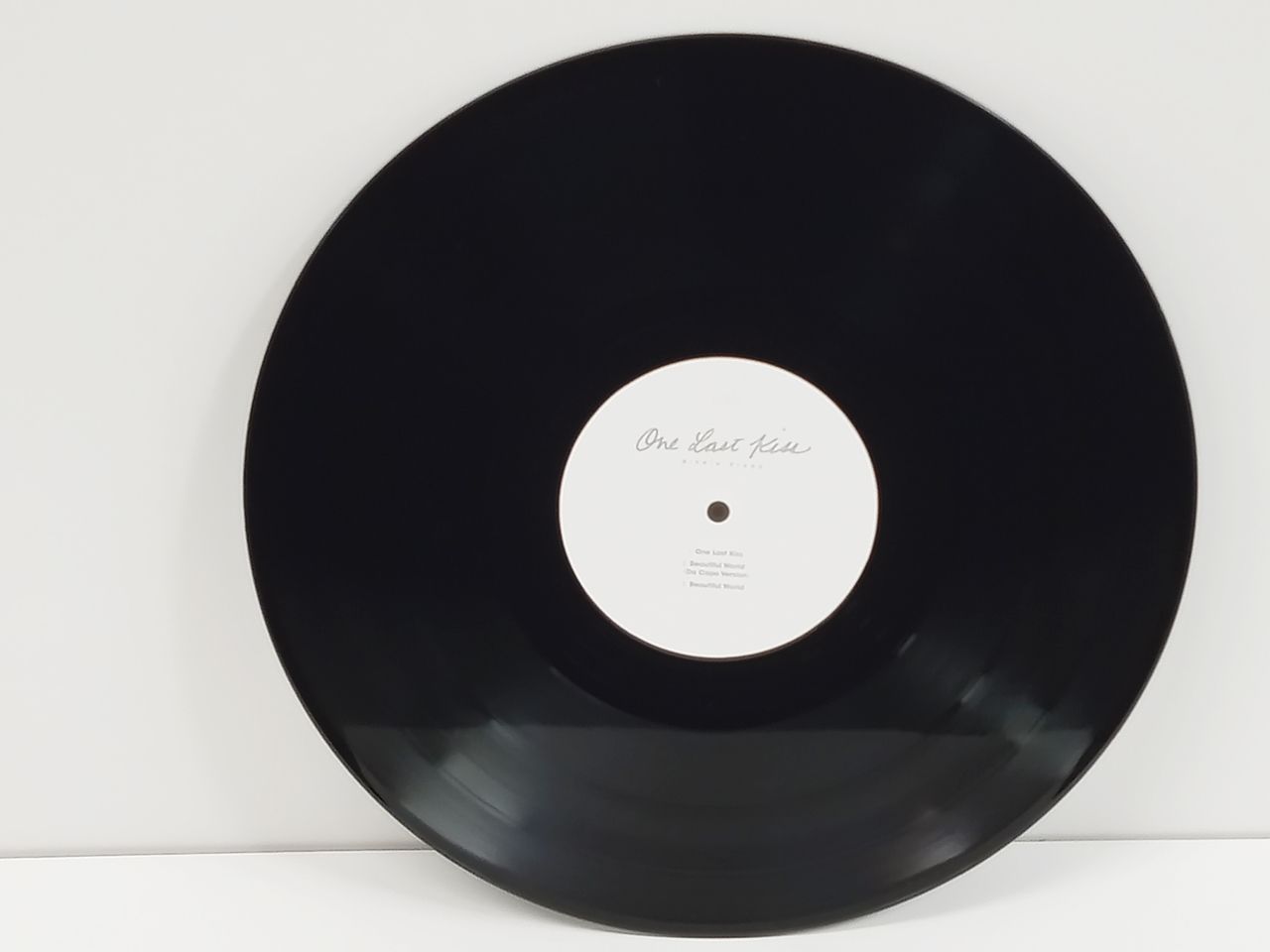 (追加値下げ)One Last Kiss 宇多田ヒカル 完全生産限定盤レコード 宇多田ヒカル One Last Kiss 完全生産限定盤 Amazon.co.jp