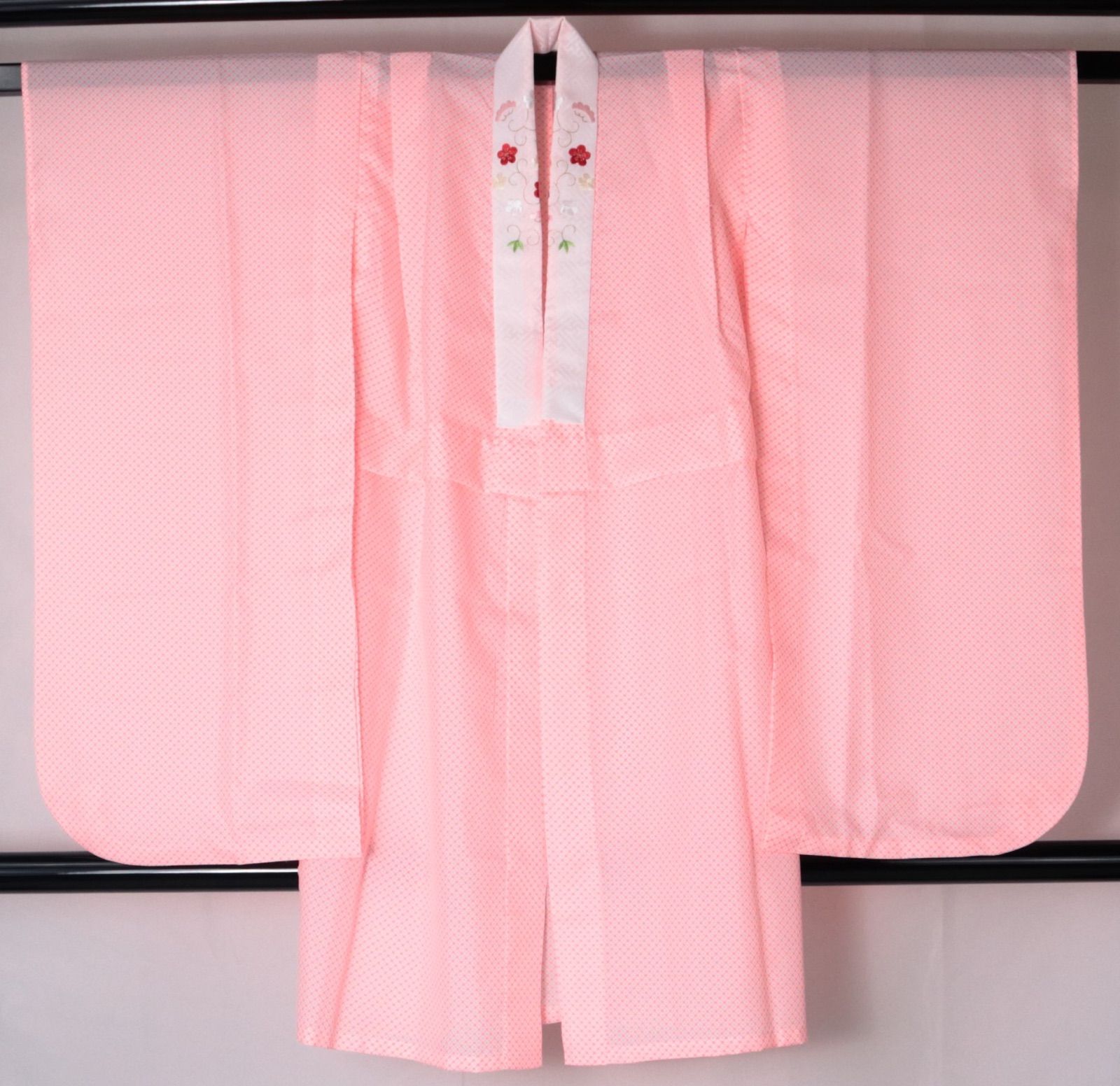 7歳着物 卵色地朱ボカシ花車