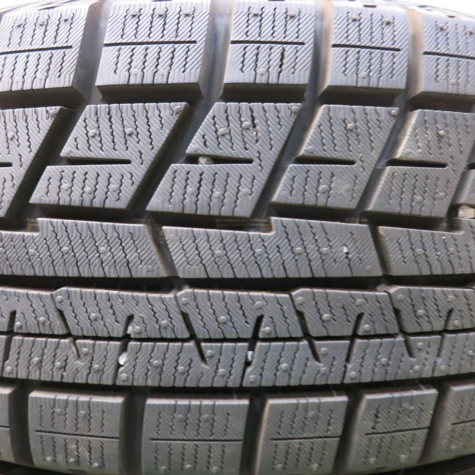 送料無料]バリ溝！22年！キレイ！ほぼ10分☆スタッドレス 195/65R15 