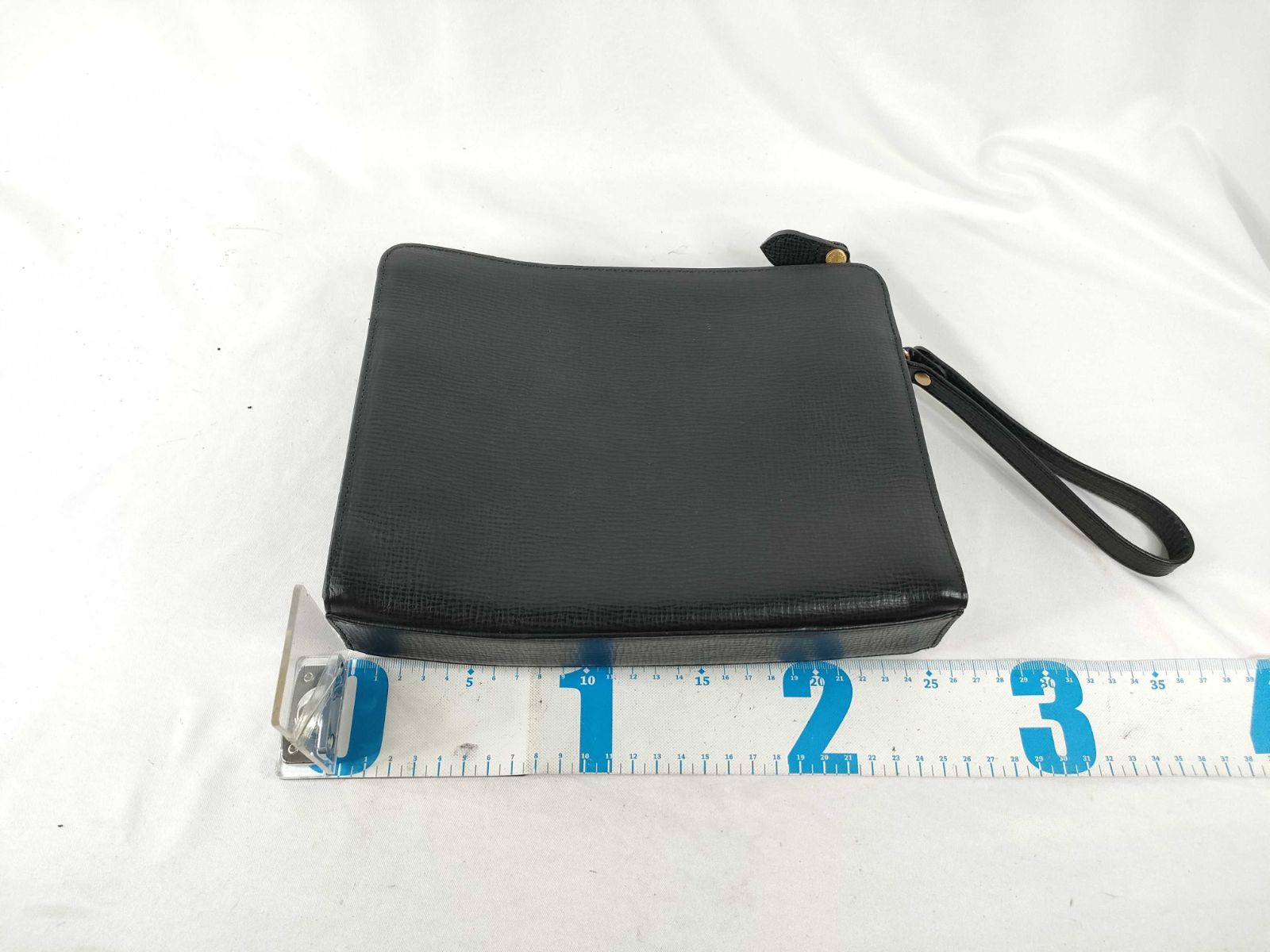 Burberrys　バーバリー　ブラック　クラッチバッグ　バッグ　ヴィンテージ Burberrys 黒 レザー クラッチバック Burberrys バーバリーズ セカンド