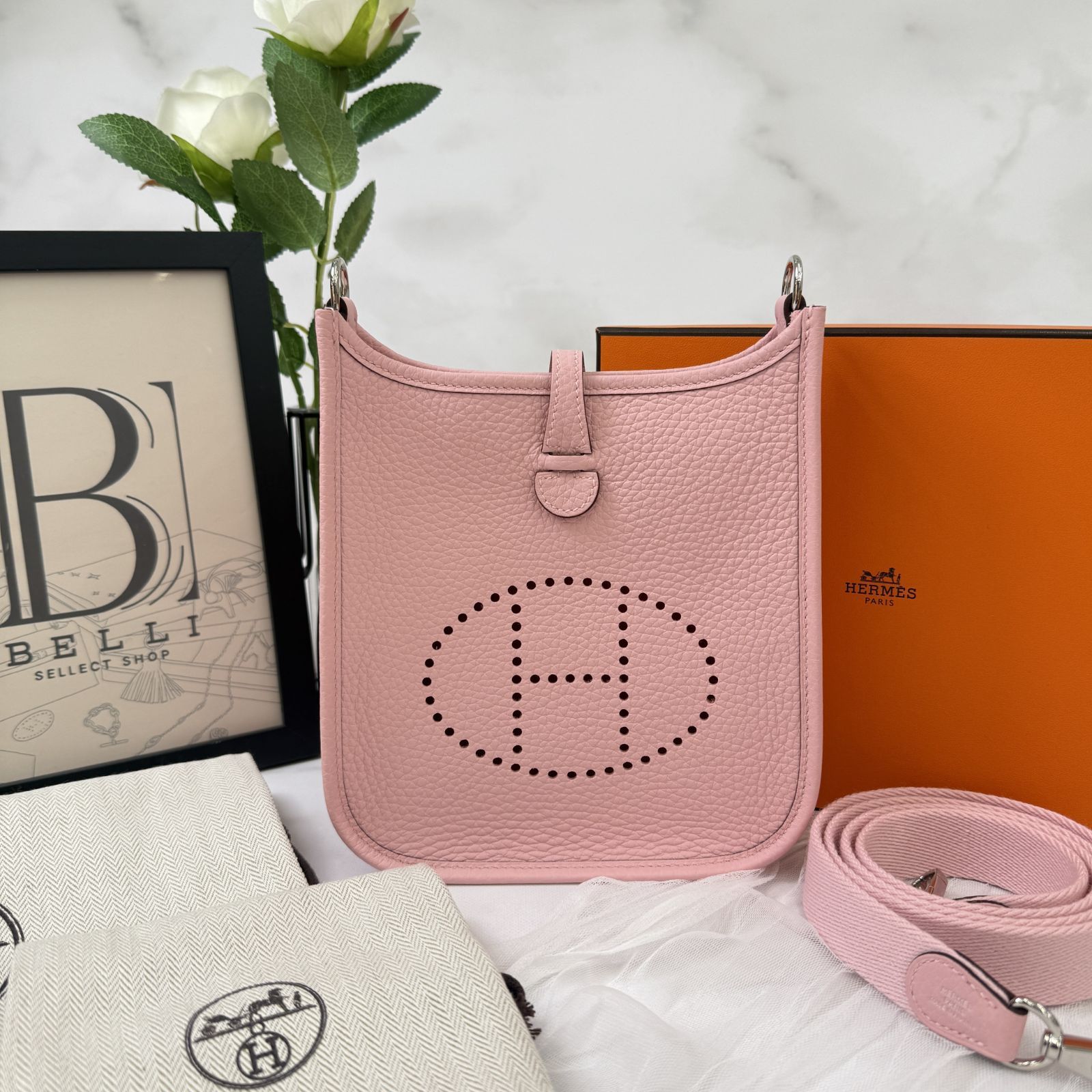 楽天市場】CI-VA ショルダーバッグ チーバ 牛革 三日月型 シボ革