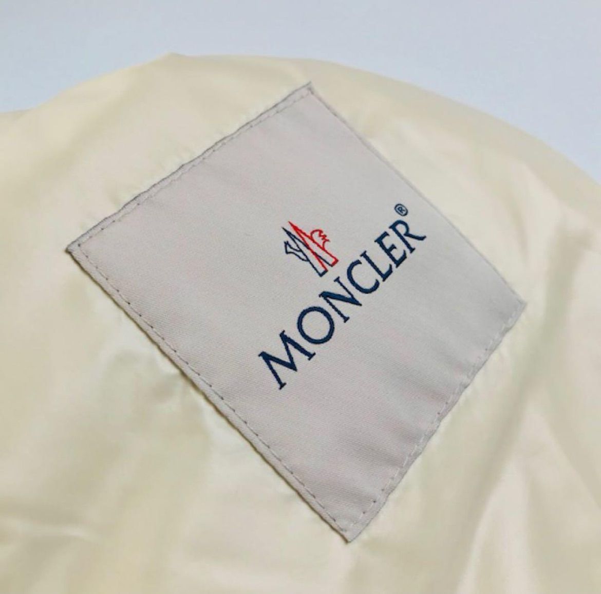 美品☆MONCLER・モンクレール FAUCON レディース ブランドアイコン