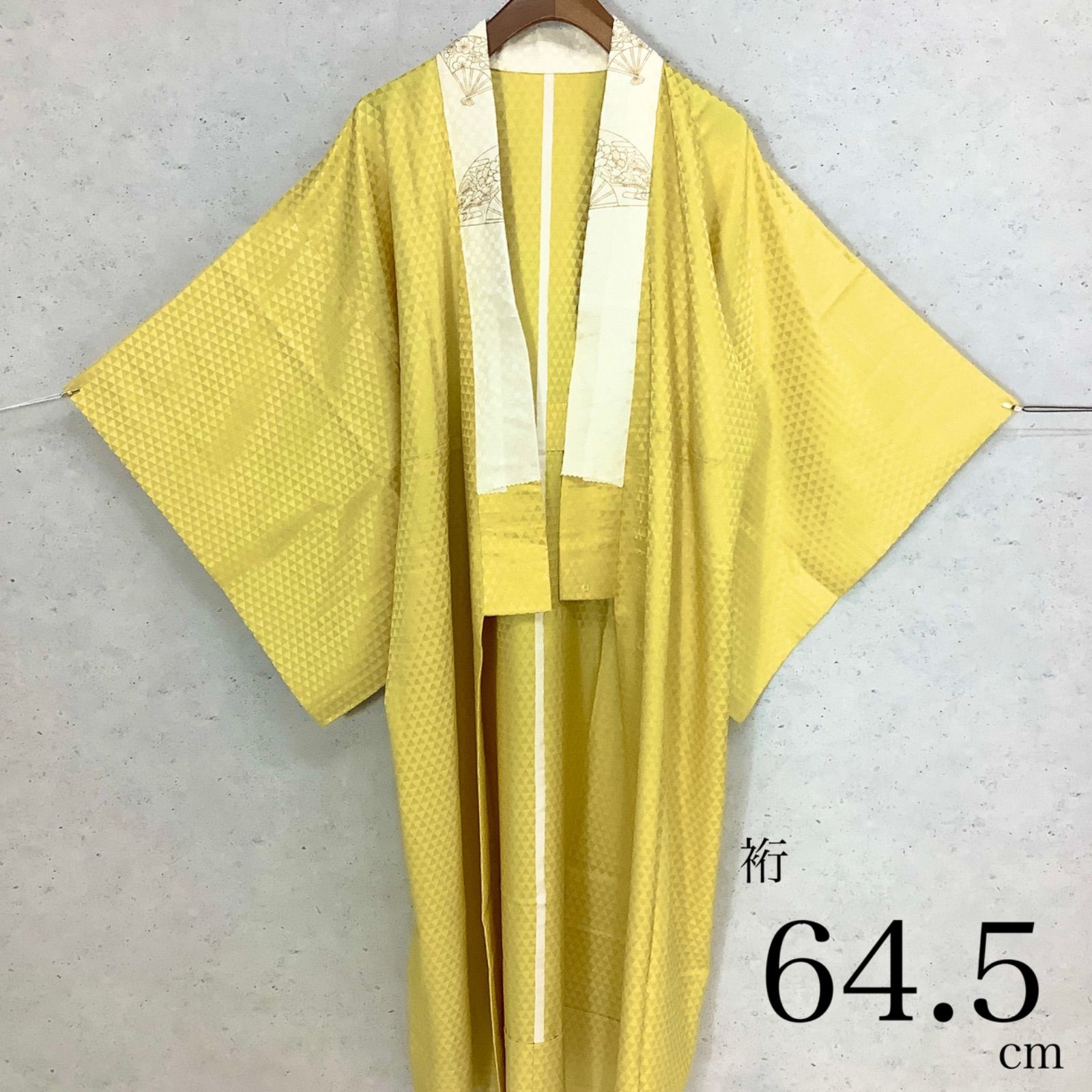 紬　小紋　フルセット　着物　正絹　蝶　しつけ糸　緑　ベージュ　A2 紬 小紋 フルセット 着物 正絹 蝶 しつけ糸 緑 ベージュ A2 小紋 着物