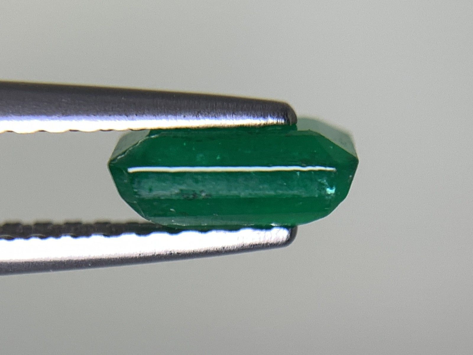 エメラルド 0.870ct