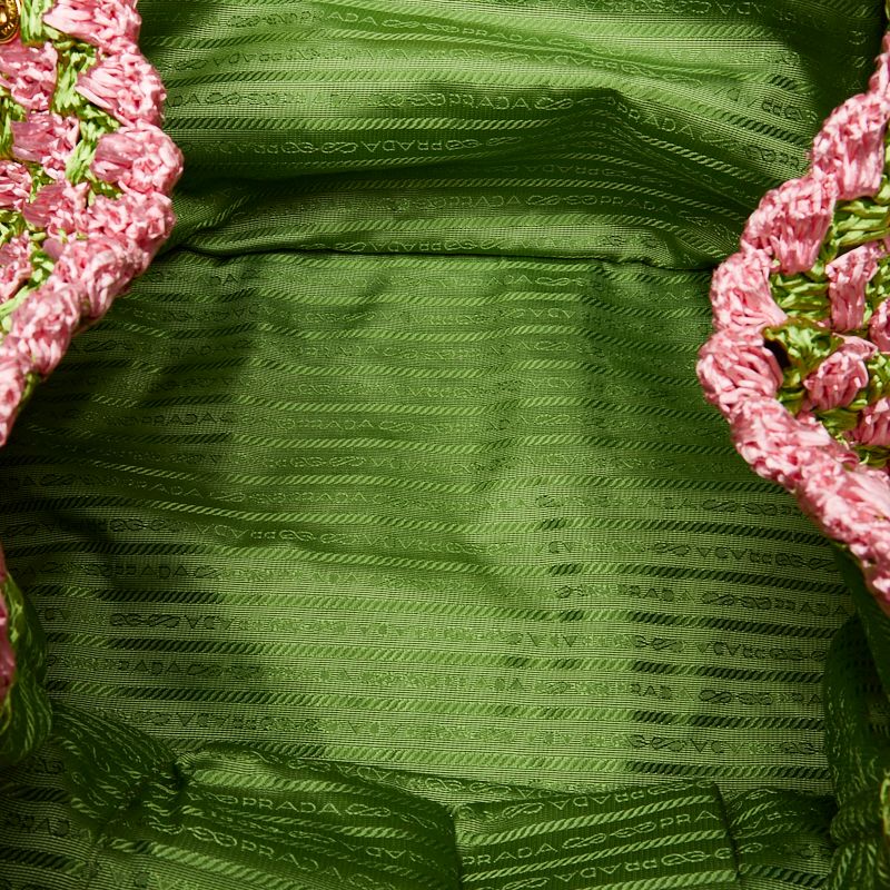 一度使用のみ　PRADA ラフィアクロケット　バッグ ピンク グリーン 一度使用のみ PRADA ラフィアクロケット バッグ ピンク グリーン 一度