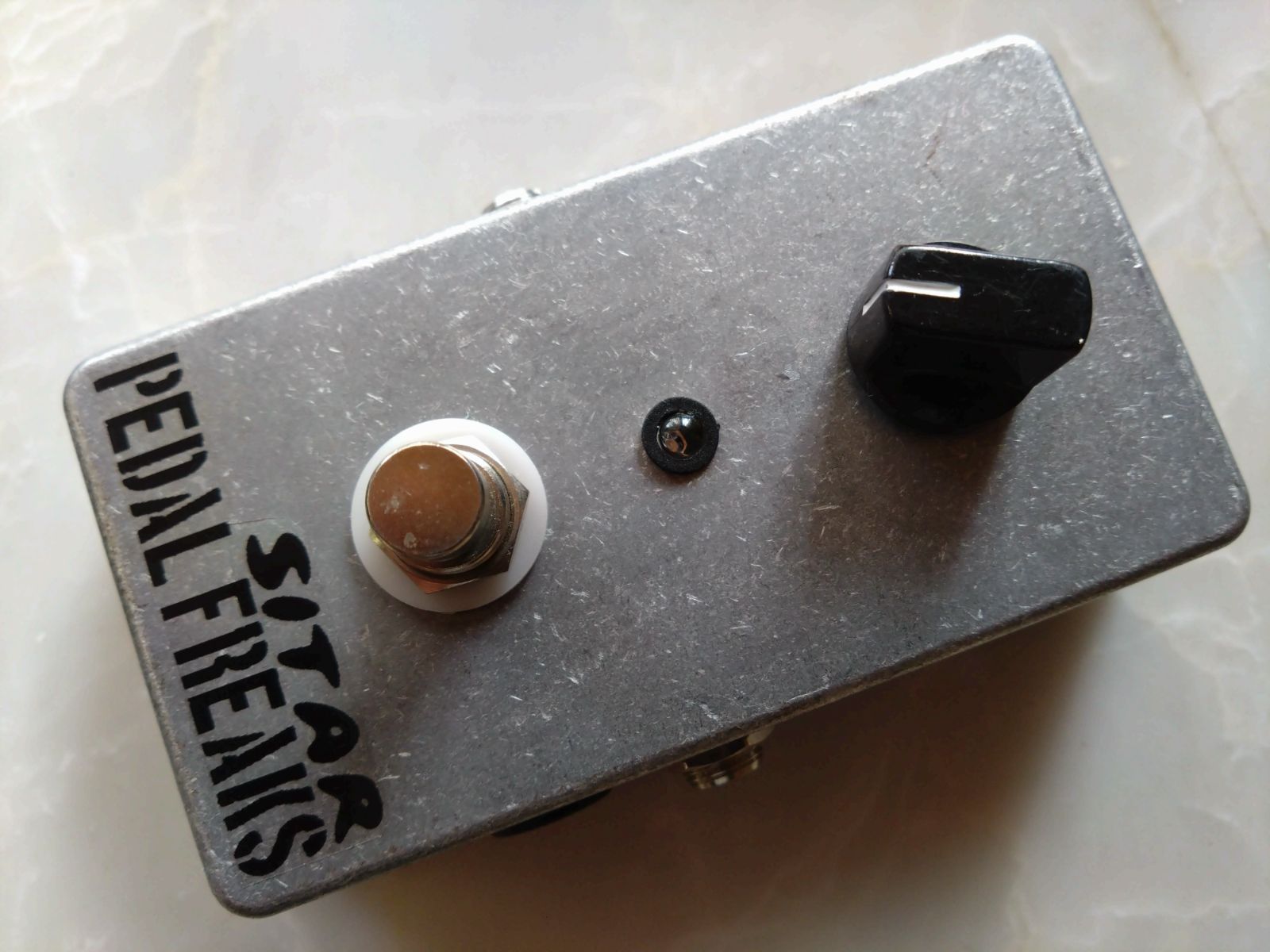 サキナ ビジュー 小売