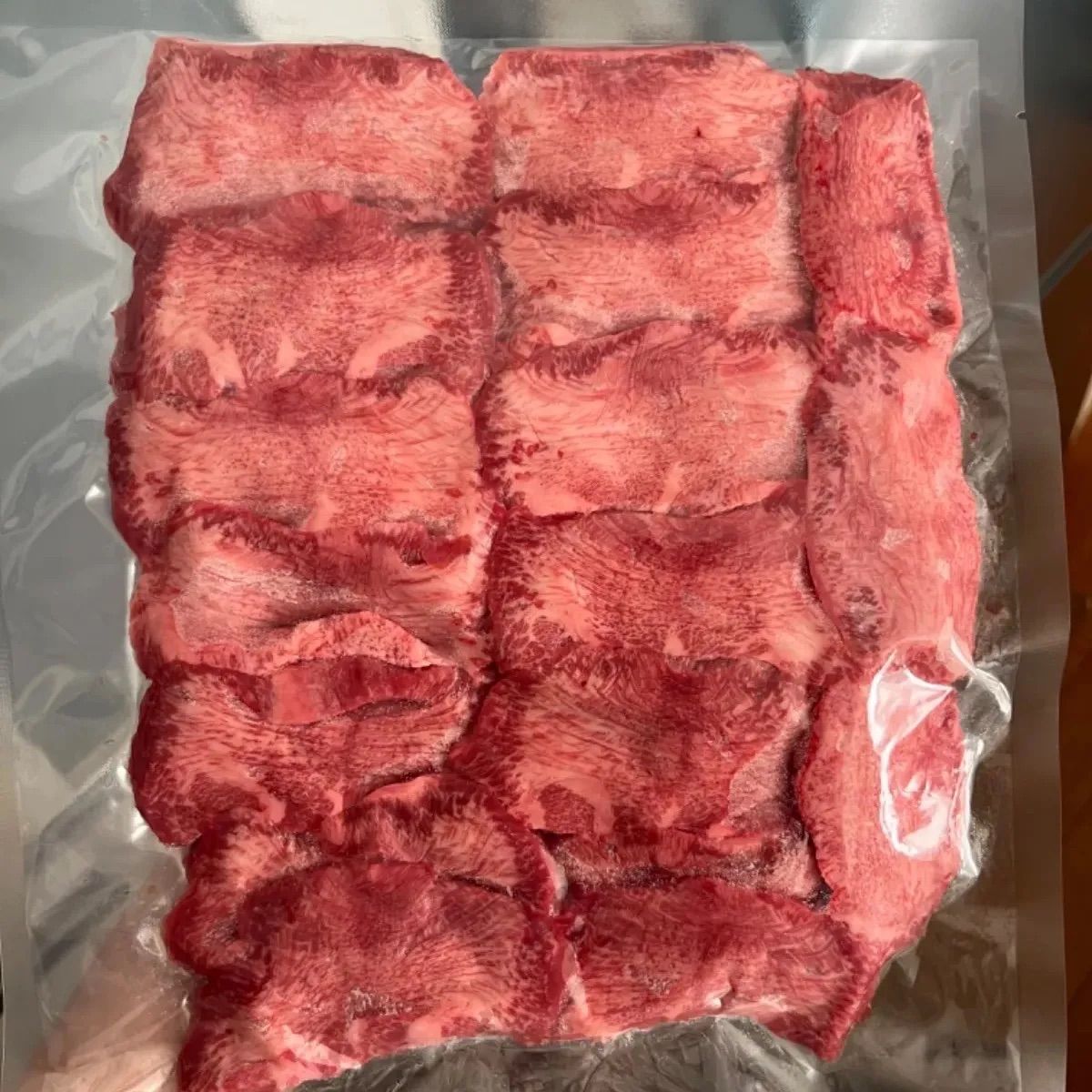 超お買い得！！牛タン(スライス)  焼肉　　秋　　キャンプ　BBQ  ハロウィン