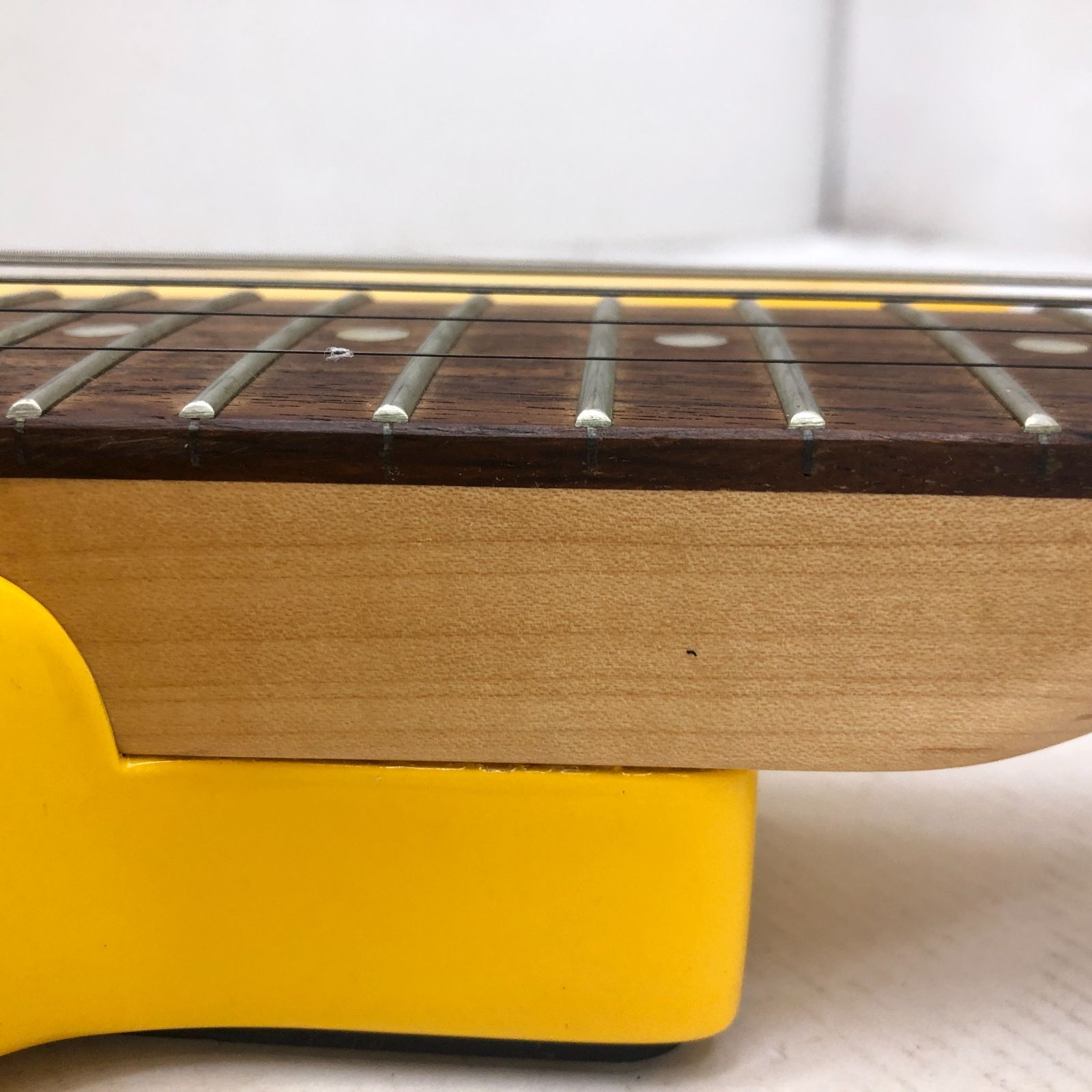 Selder（セルダー）　エレキギター　イエロー 03m1465 【音出し確認済】SELDER エレキギター セルダー ストラト