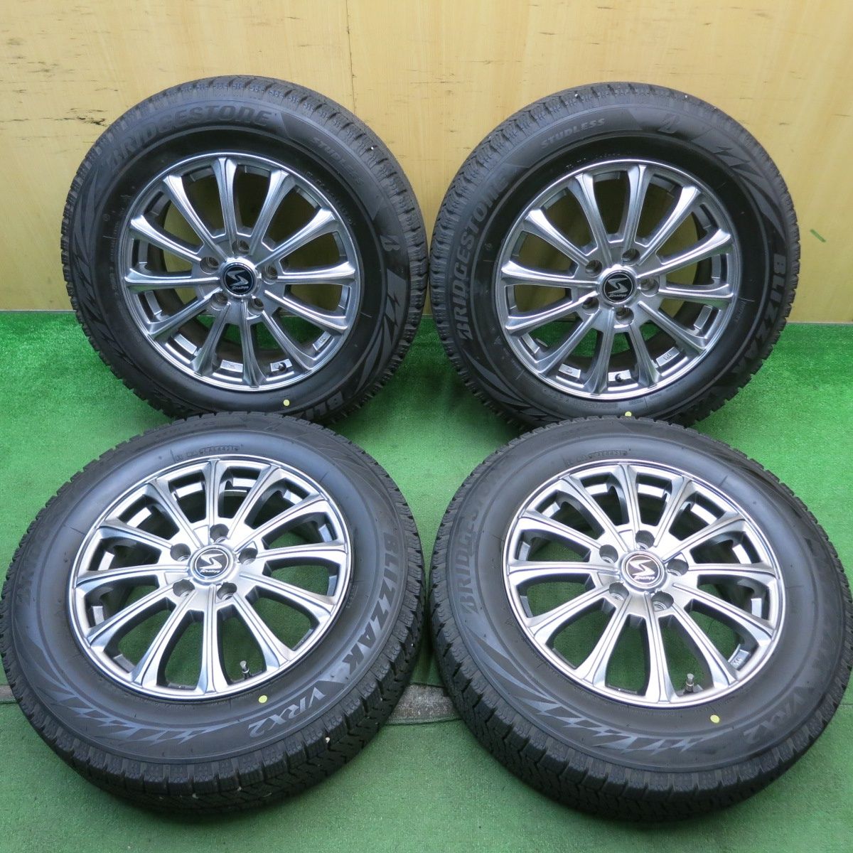バリ溝！21年！キレイ！9分☆スタッドレス 205/65R16 ブリヂストン 