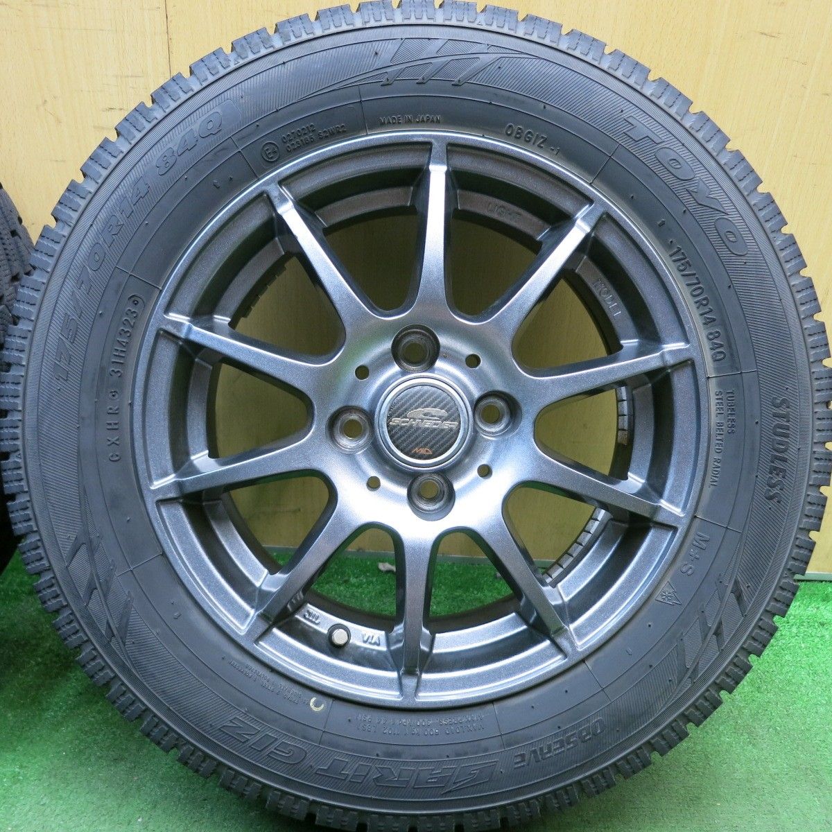 バリ溝 23年 キレイ 9.5分 スタッドレス 175 70R14 トーヨー オブザーブ ガリット GIZ SCHNEIDER MiD シュナイダー マルカ 14インチ PCD100 4H 5092702HAス