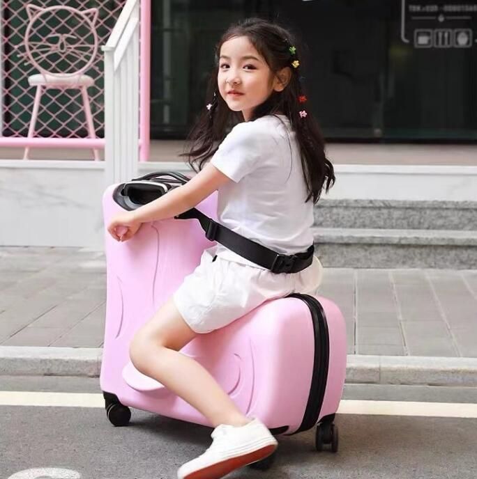 NORICCO ノリッコ 子どもが乗れる キャリーケースM 　パステルピンク NORICCO ノリッコ 子どもが乗れる キャリーケースM パステルピンク