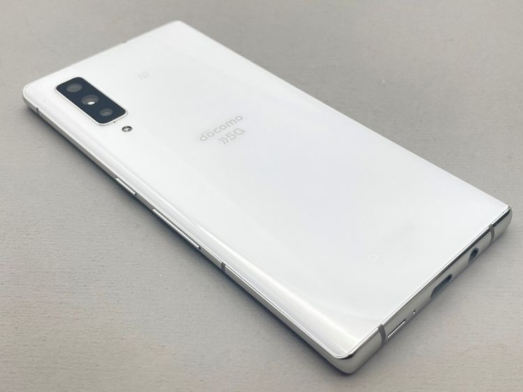 新品未使用 docomo ドコモ arrows NX9 F-52A SIMロック解除済み