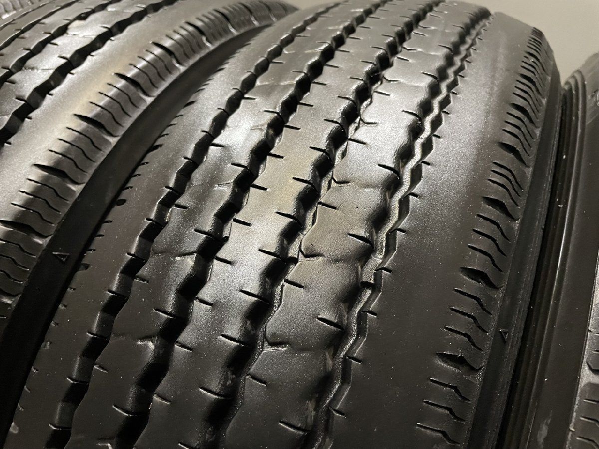 TOYO M117C 215/70R17.5 118/116N 17.5インチ ライトトラック用 夏