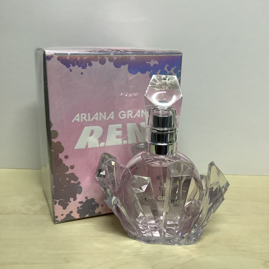 新品未開封　R.E.M バイ　アリアナグランデ　オードパルファム　30ml