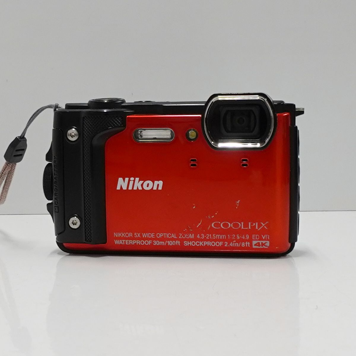 COOLPIX W300 Nikon USED品 防水 デジタルカメラ 本体+バッテリー 耐