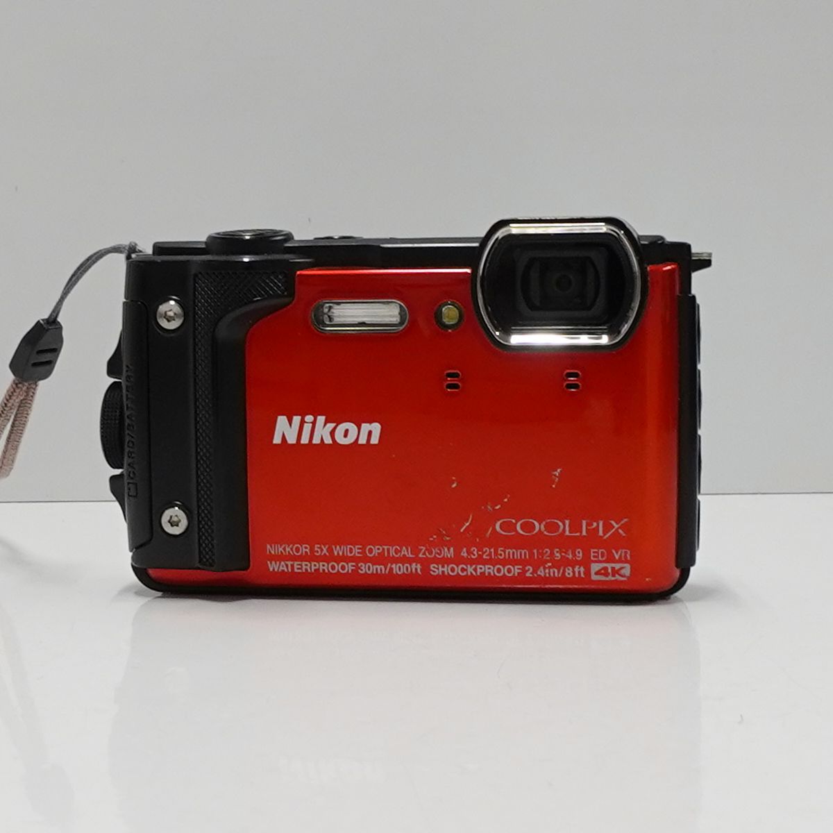 COOLPIX W300 Nikon USED品 防水 デジタルカメラ 本体+バッテリー 耐 