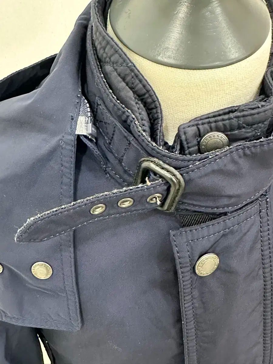 キッズ マウンテンパーカー