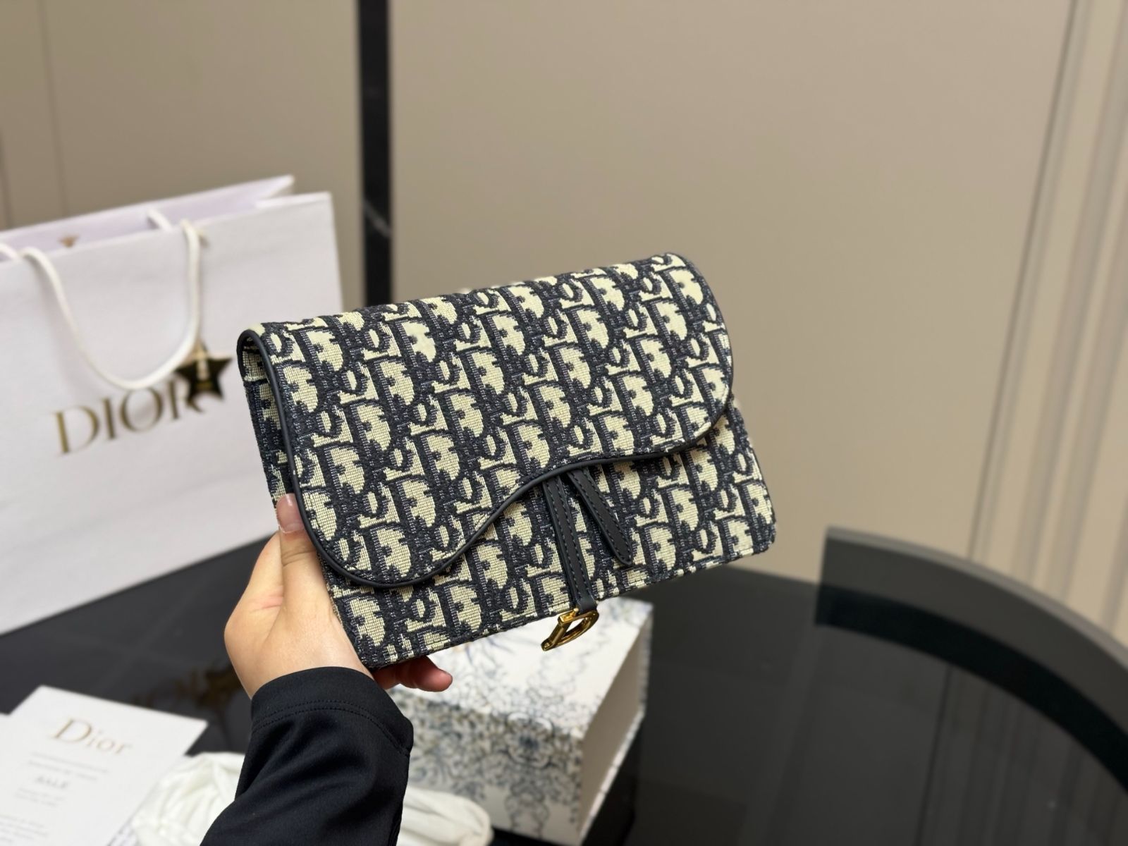 今日特価】Dior Monogram Chain Wallet On Chain Bag
