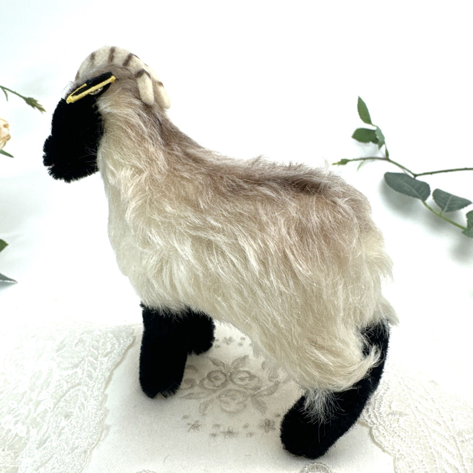 送料無料☆シュタイフ☆Mountain Sheep Snucki 12cm オールID