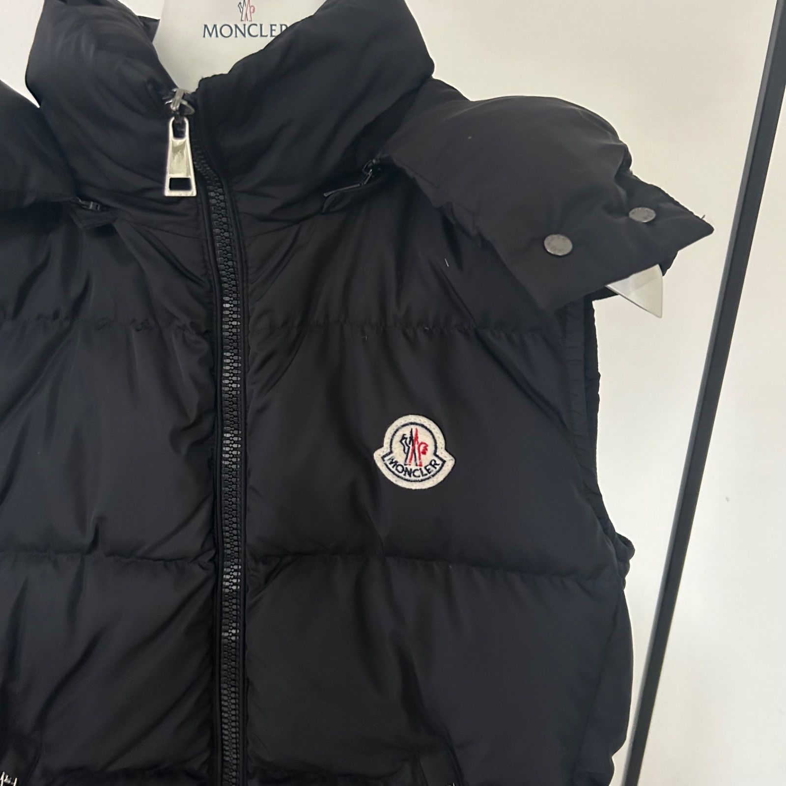 モンクレール★ダウンベスト★GALLINULE★ガリヌール★ブラック★2★正規品 MONCLER (SALE)【返品交換不可】MONCLER(モンクレール)ダウン