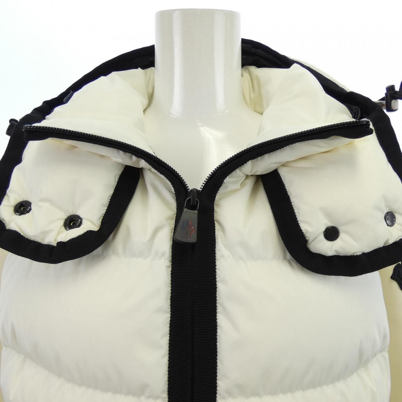 ダウンジャケット