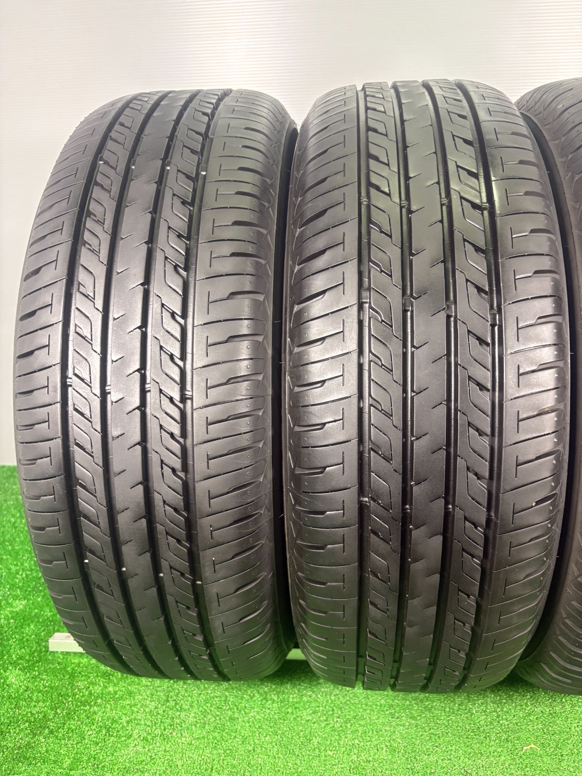 215 60R17 SEIBERLING SL201 製 4本 夏タイヤ ノーマル TA592