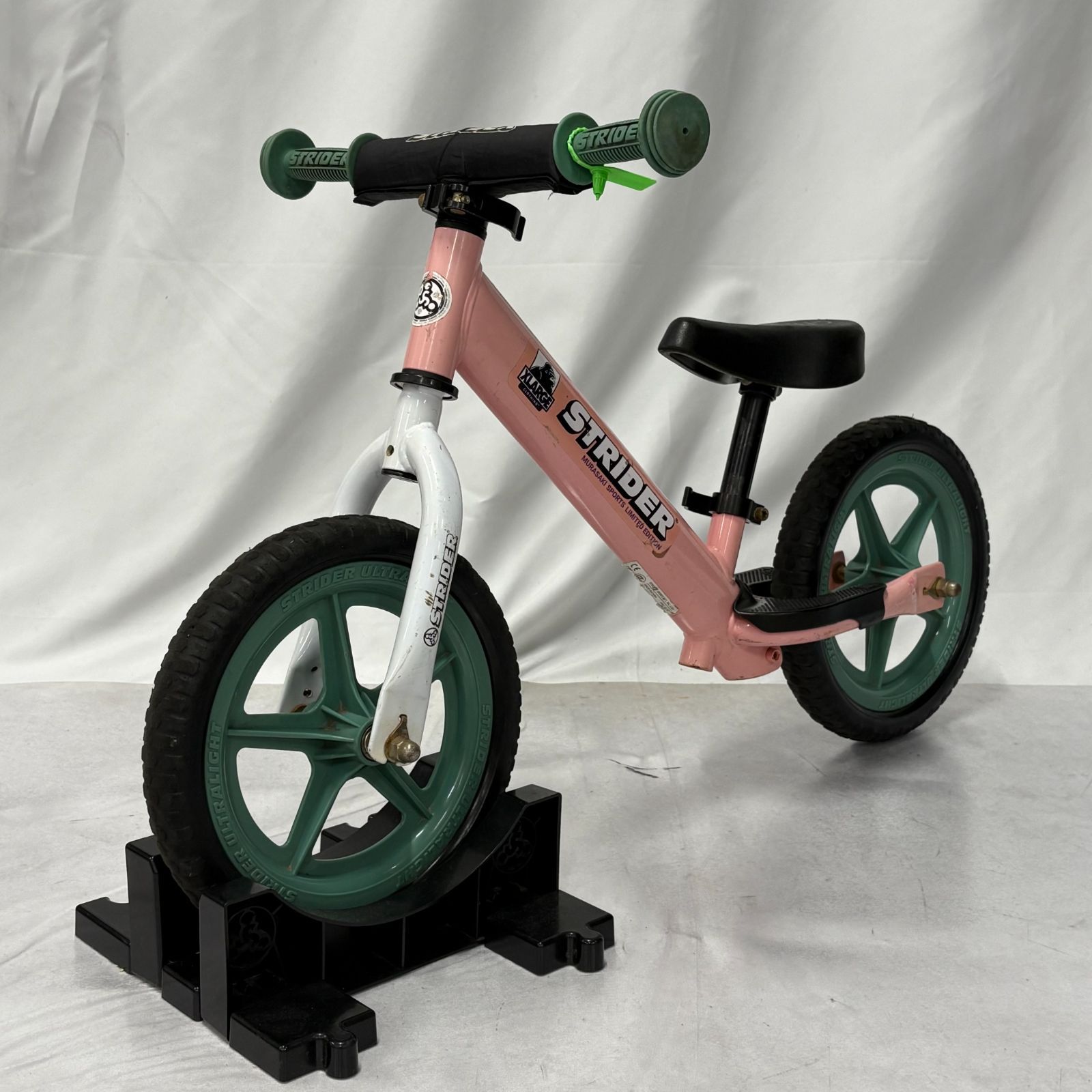 STRIDER/ストライダーXLARGE ムラサキスポーツコラボ限定カラー