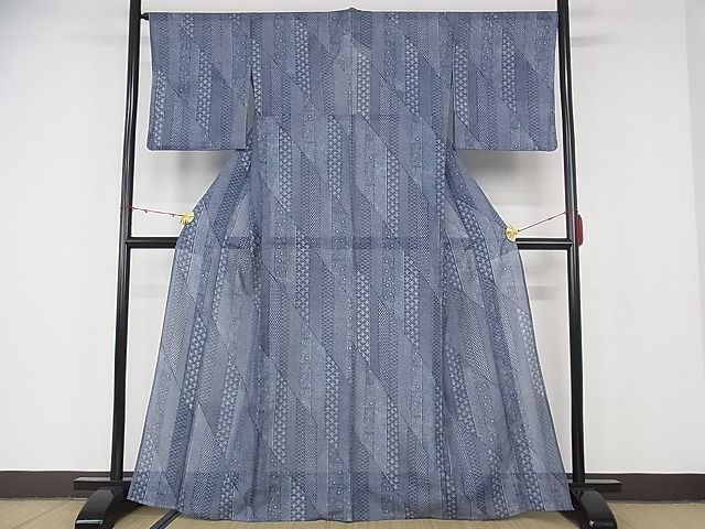 平和屋-こころ店■夏物　江戸小紋　絽　寄せ小紋柄　着丈163cm　裄丈66cm　洗える着物　B-np7132