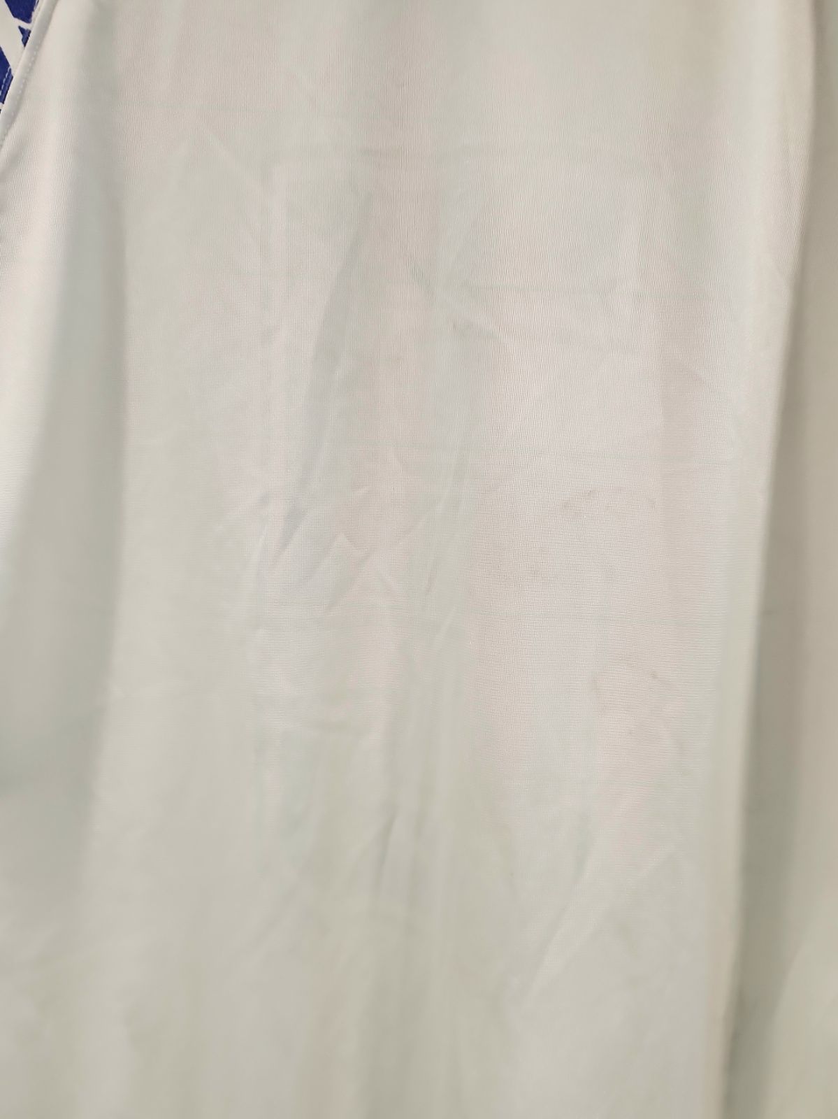 アウェイ ユニフォーム