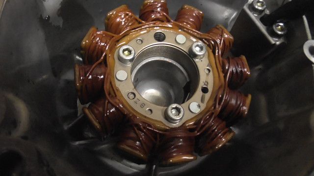 バリオス ZR250A-061xxx の ジェネレーター 1758177404