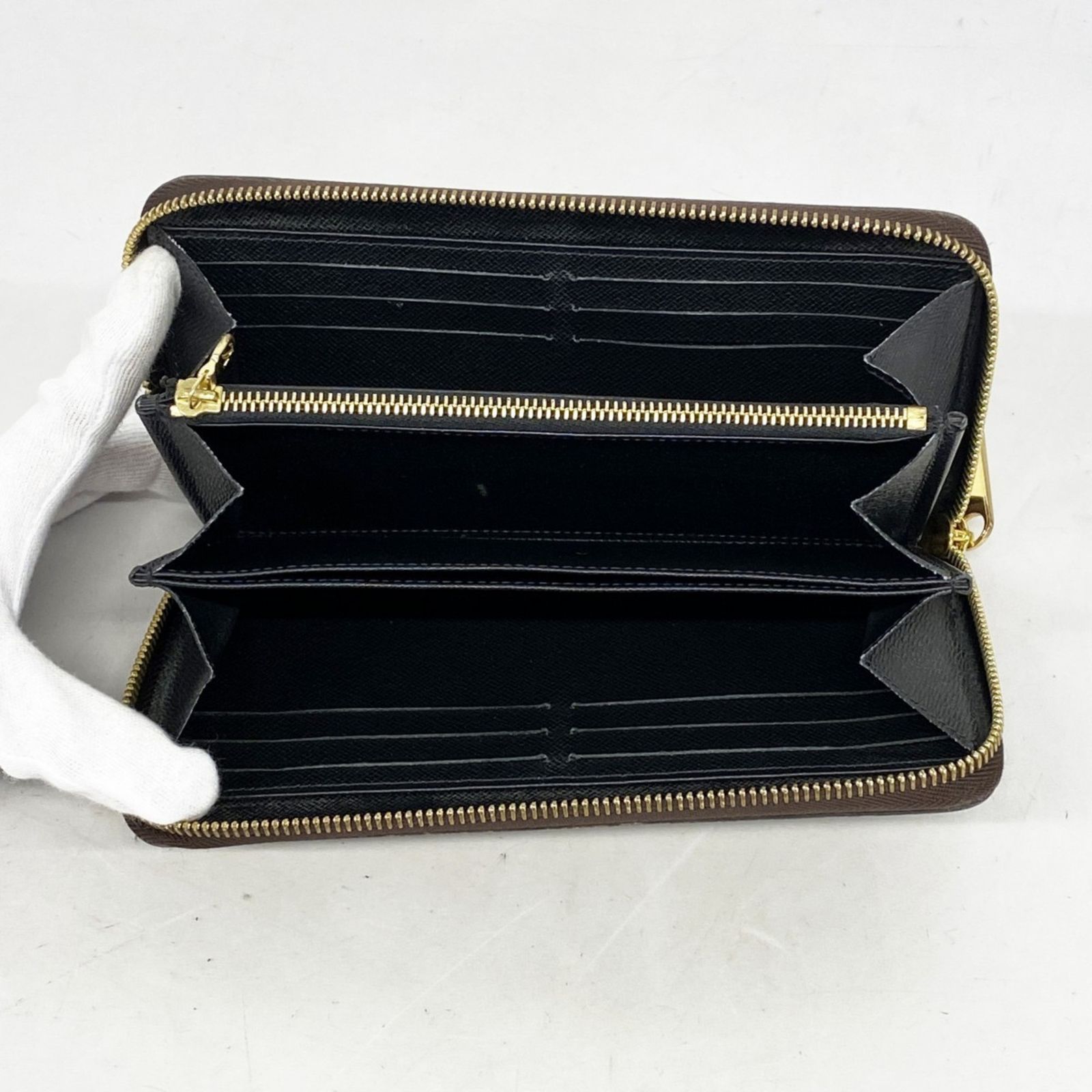 Vuitton ルイ