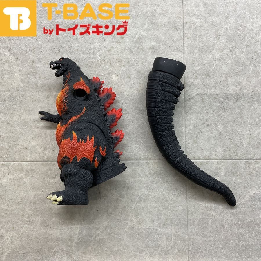 ジャンク BANDAI バンダイ ソフビ GODZILLA ゴジラ バーニングゴジラ 2002 ソフビ フィギュア - メルカリ