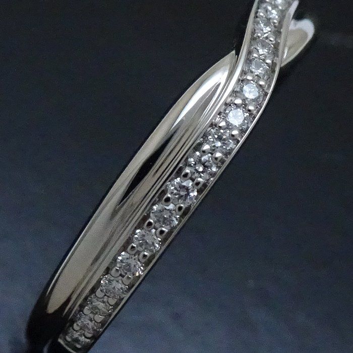 HARRY WINSTON ハリーウィンストン トリスト ワンロウ バンド リング