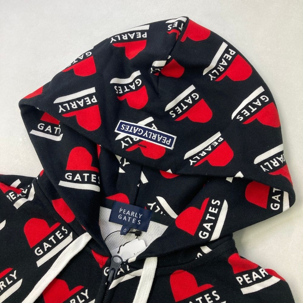 ジップパーカー