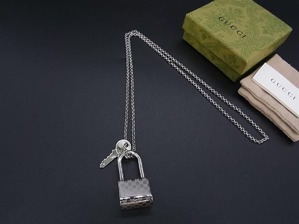 新品GUCCI グッチ カデナモチーフ 鍵 ペンダント アクセサリー 新品GUCCI グッチ カデナモチーフ 鍵 ペンダント アクセサリー
