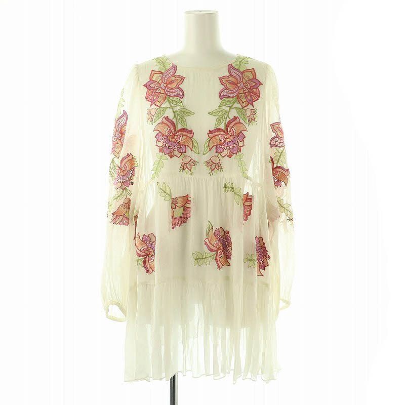 美品❣️ 23SS グレースコンチネンタル ティアードローズトップ 刺繍 ベージュ 美品】23SS グレースコンチネンタル ティアードローズトップ