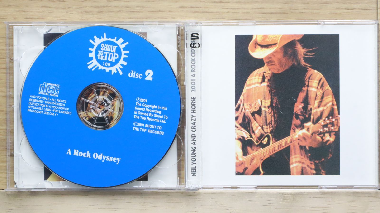 イヤー・オブ・ザ・ホース  ニール・ヤング Neil Young Amazon.co.jp: Fuckin' Up - Neil Young: ミュージック