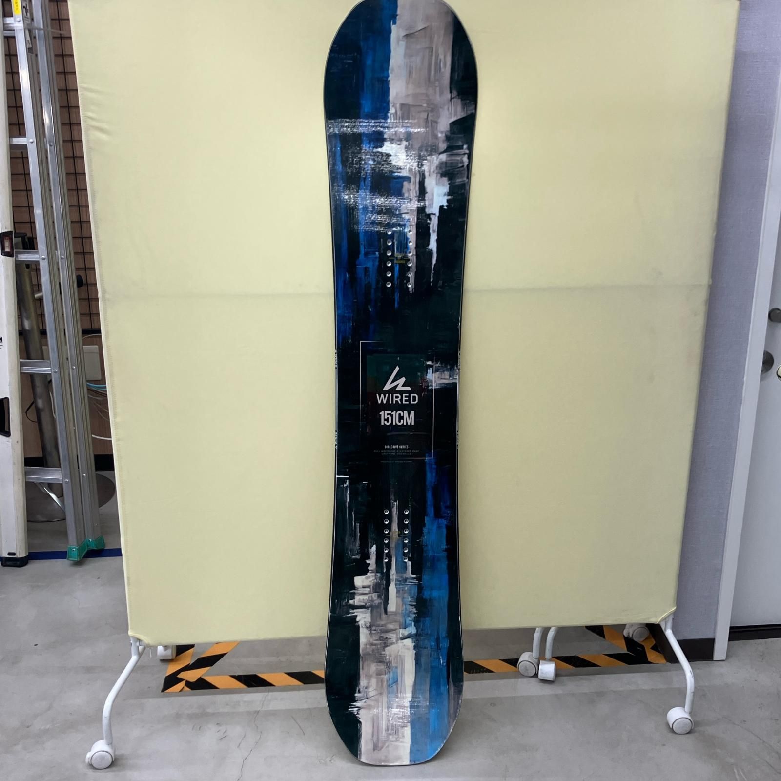 スノーボード WIRED ツインチップ キャンバー 151cm DIRECTIVE SERIES