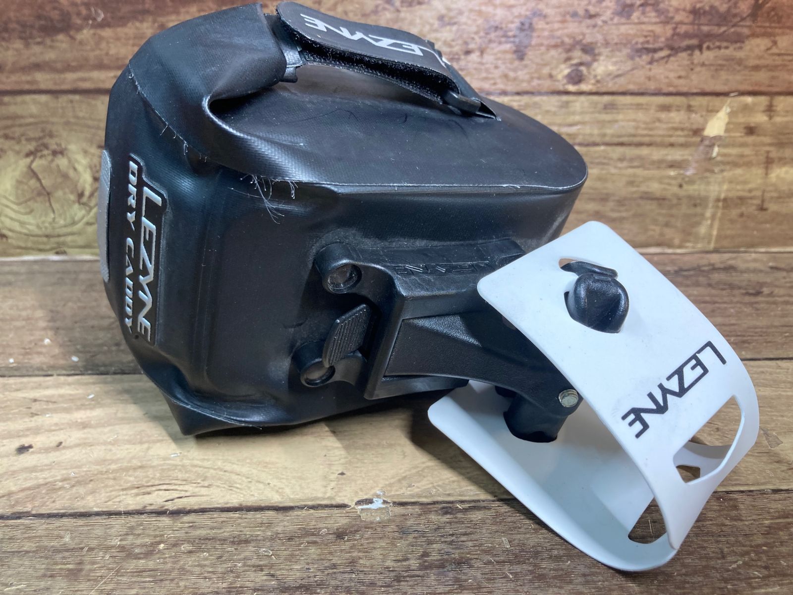 HP957 レザイン LEZYNE DRY CADDY M サドルバッグ