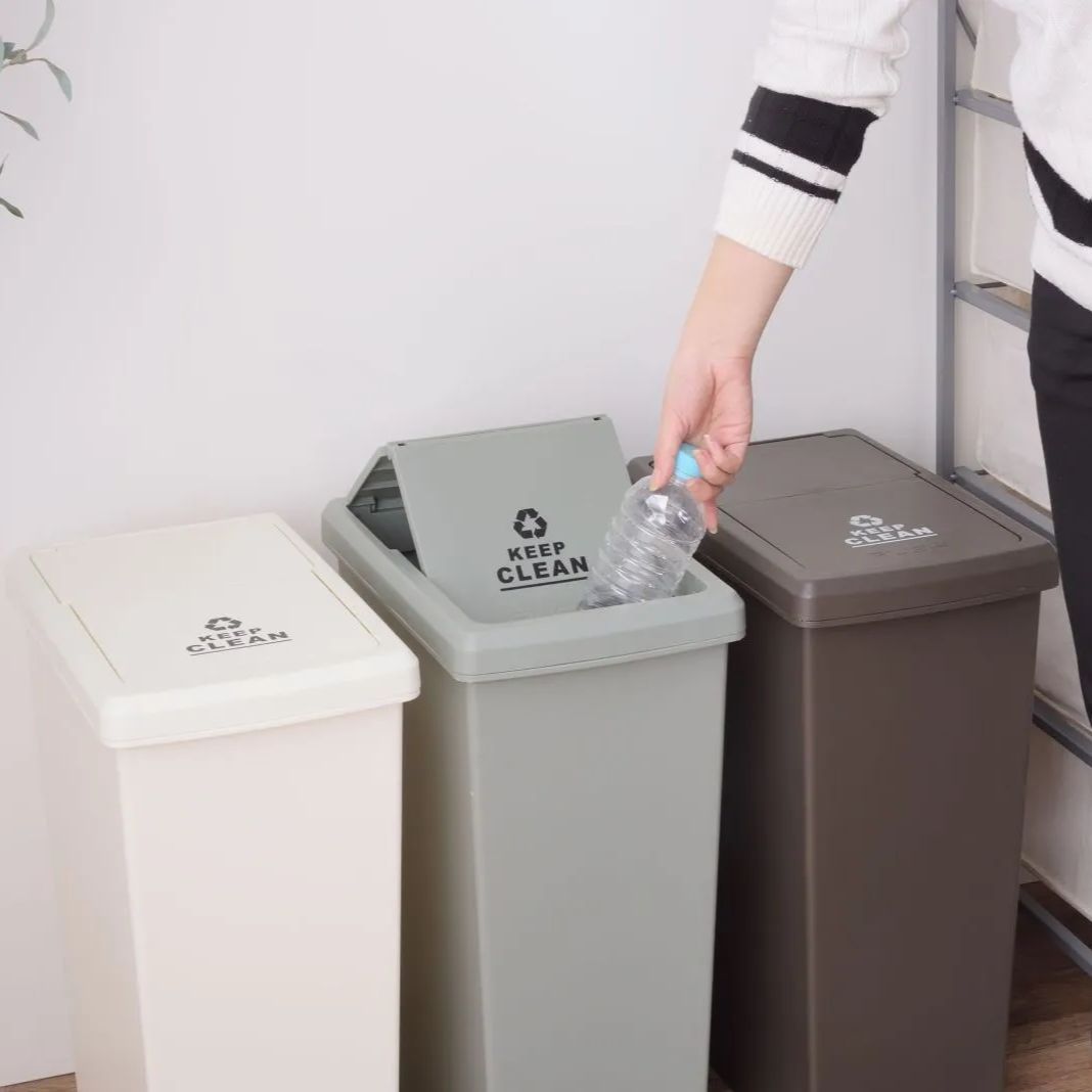 ゴミ箱 30L ダストボックス 屋外 屋内 キャスター付き ポリプロピレン ごみ箱 分別ゴミ箱 キッチン スライドロック式 スライドペール アースカラー ホワイト