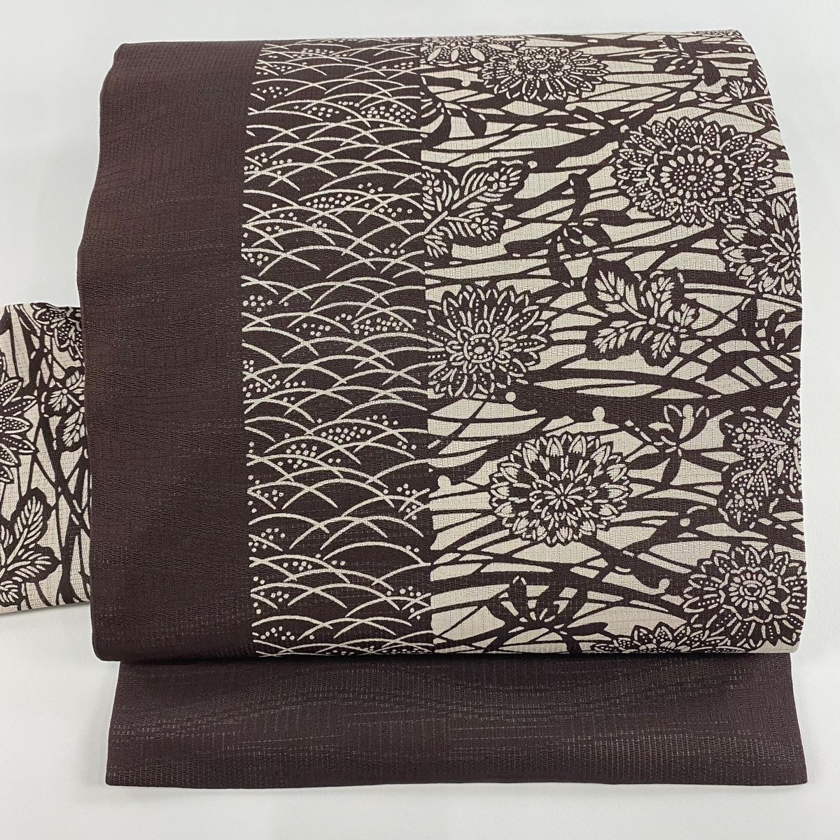 名古屋帯 秀品 落款 伊勢型染 夏帯 草花 露芝 焦茶色 正絹