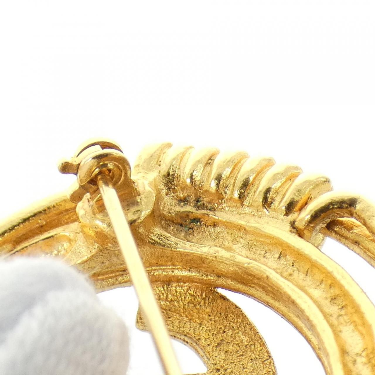 ヴィンテージ】シャネル 02993 ブローチ - メルカリ 