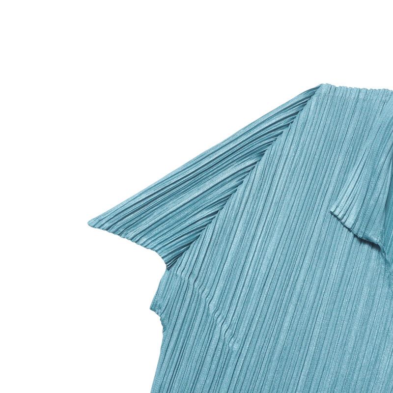 今話題のアイテムを ISSEY PLEASE PLEATS MIYAKE イッセイミヤケ プリーツプリーズ トップス