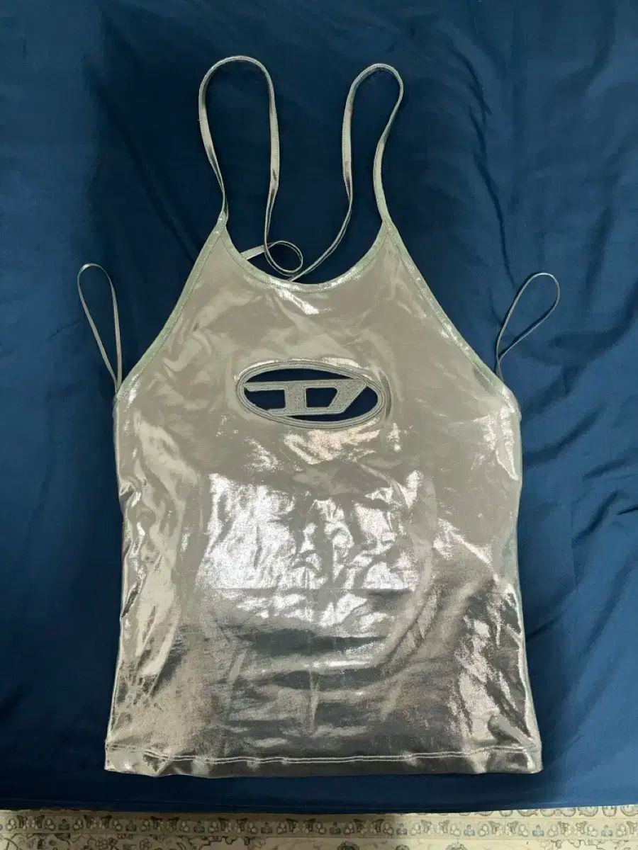 タンクトップ シルバー